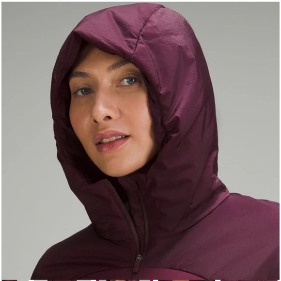 Lululemon Down For it All Jacket size 8 cassis maroon snow/waterproof lulu coat! - Picture 3 of 7